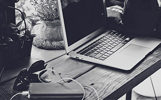 KAIYUNAPP-高温酷跑：极端天气对赛车性能的挑战