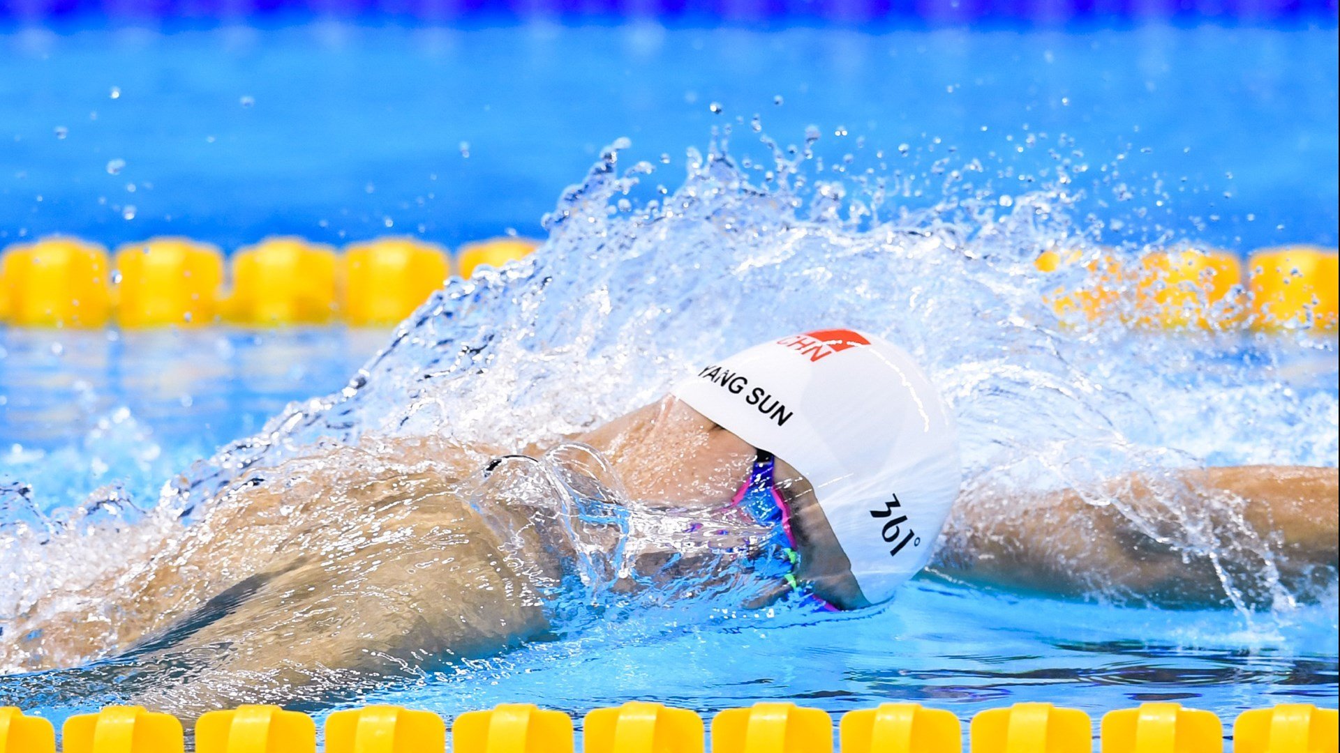 开云kaiyun-热血澎湃的体育竞技，观众欢呼不止，体育竞技霸气口号