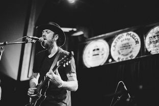 开云中国-美洲杯明星大爆发：精彩表演，万人瞩目！，美洲杯原名